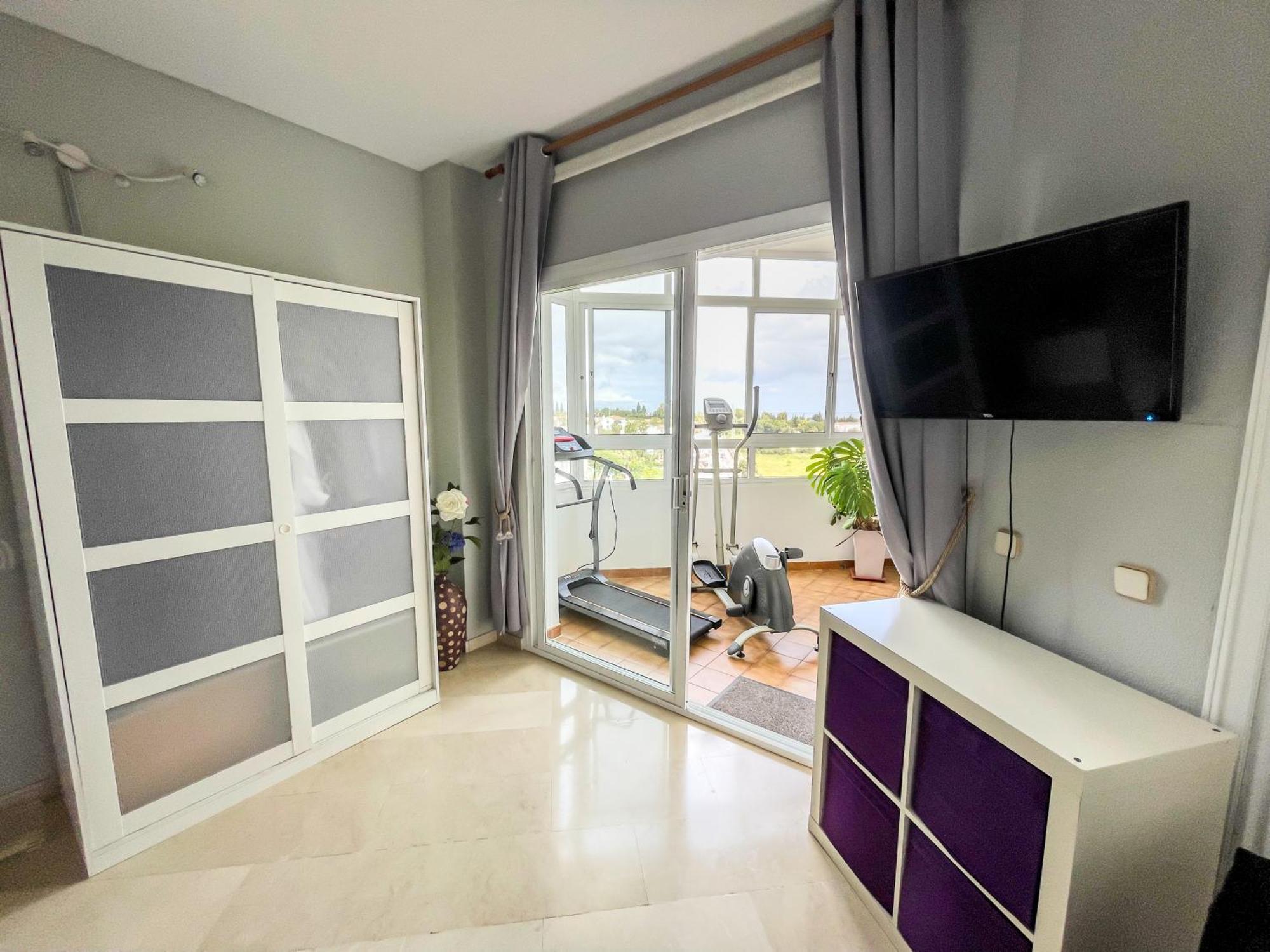 Modern Apartment With Terrace - 2 Min From The Beach Estepona Exterior foto